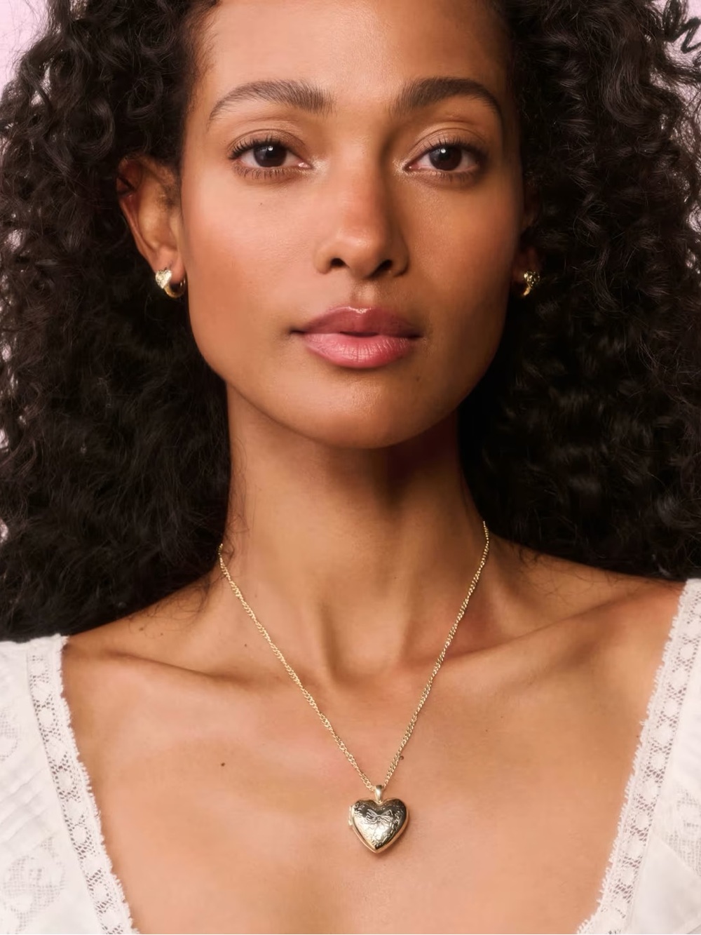 LOVESHACKFANCY Kendra Scott Gold Heart Locket Necklace 2026 Edition - Picture 3 of 5